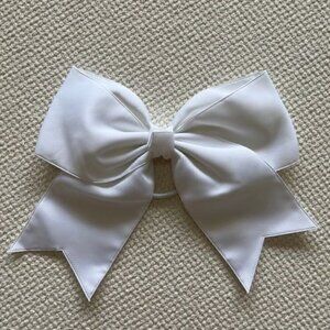 NWOT - Chasse Cheer White Hair Bow with Ponytail Holder